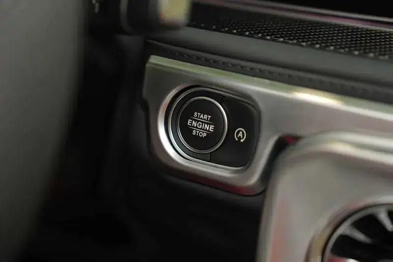 2016 Mercedes-Benz G-Class G 500 — миниатюра 18
