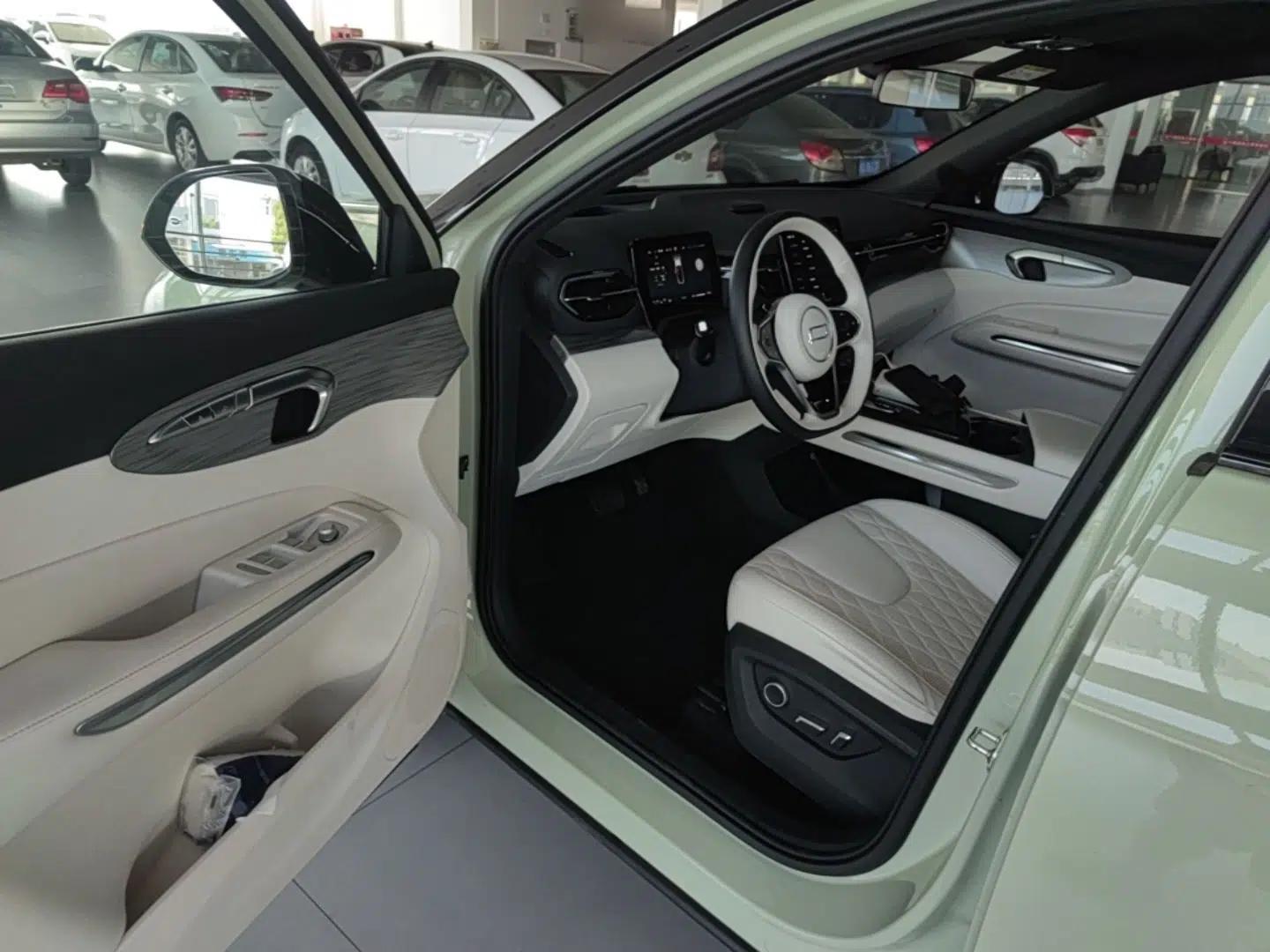 Bestune Yueyi 07 2025 210km Leisure Edition — миниатюра 23