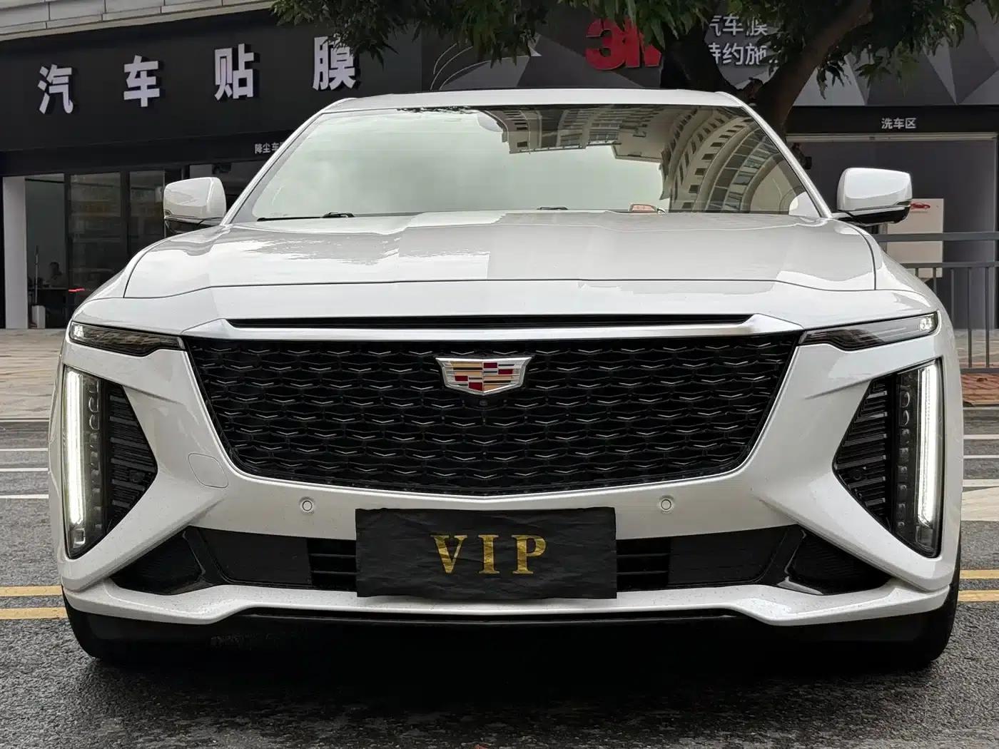 2023 Cadillac CT6 28T Premium — миниатюра 2
