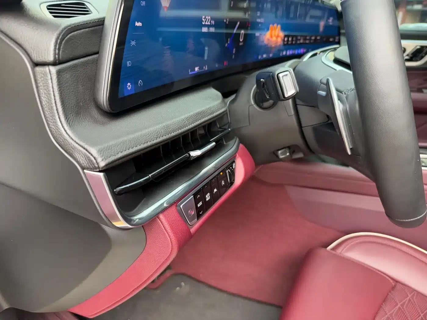 2023 Cadillac CT6 28T Premium — миниатюра 18