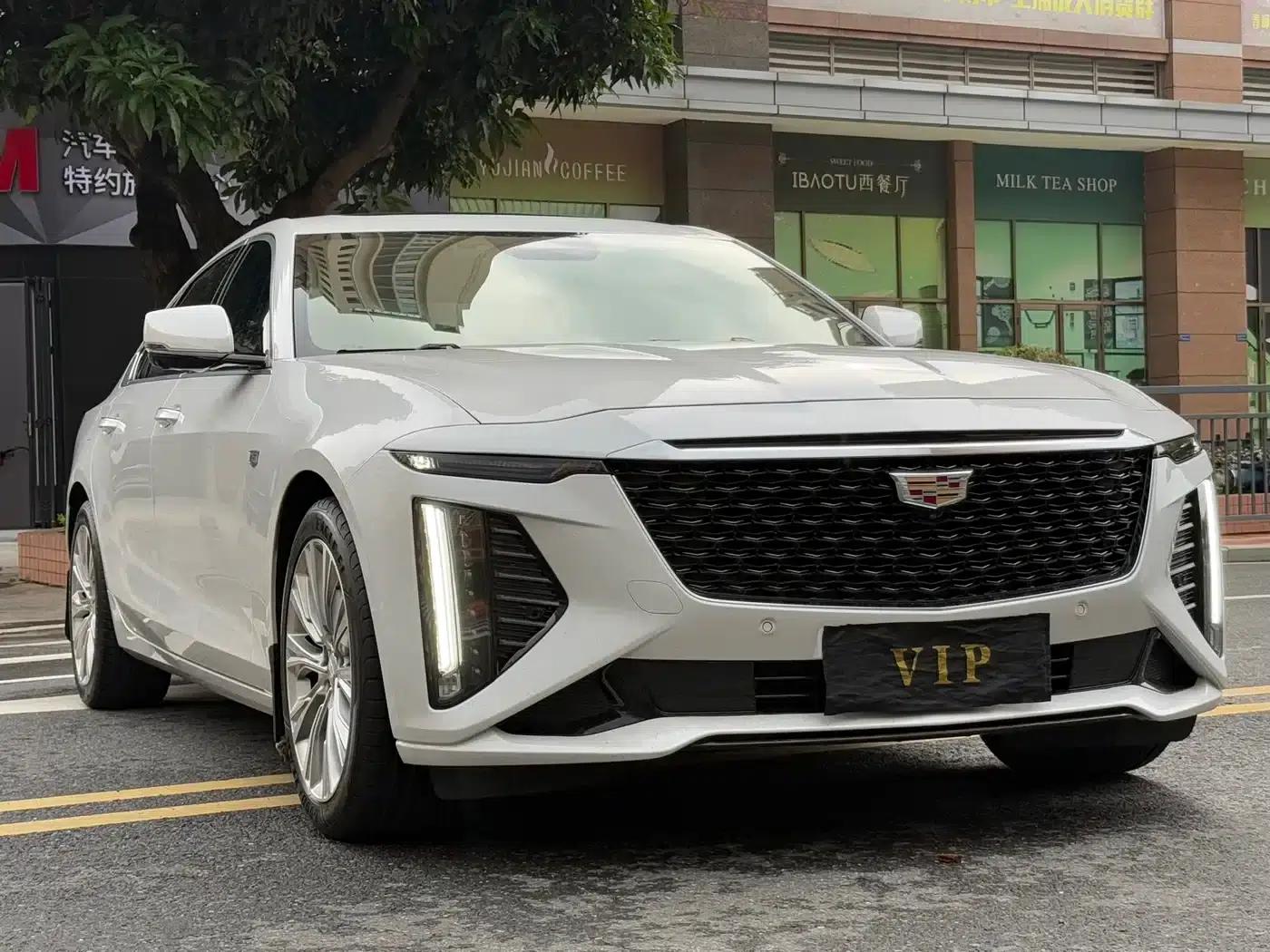 2023 Cadillac CT6 28T Premium — миниатюра 3