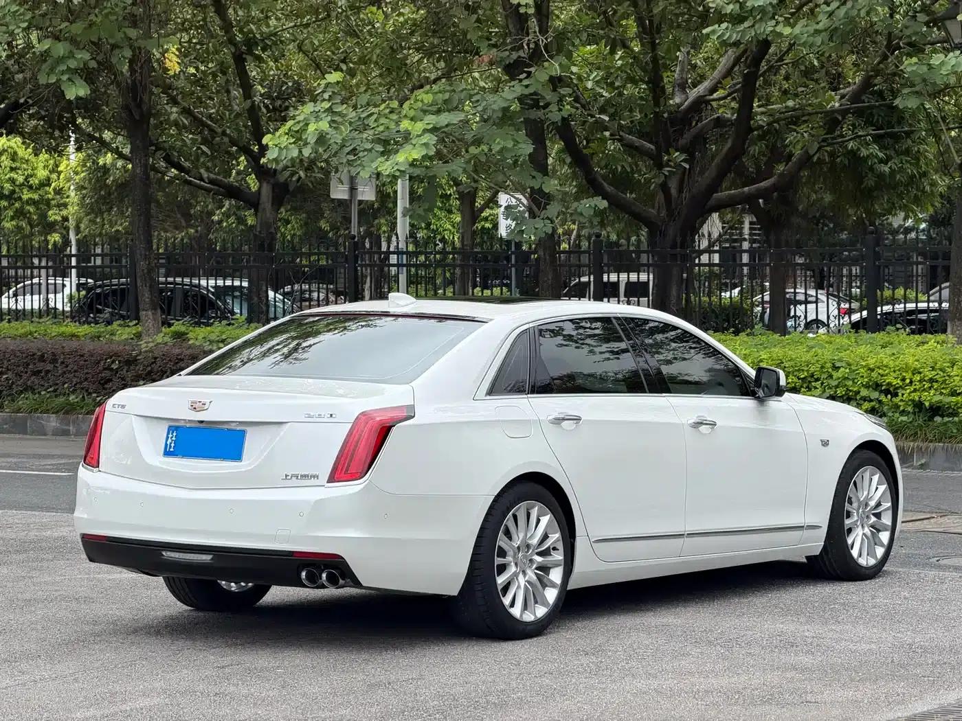 2017 Cadillac CT6 28T Premium — миниатюра 4
