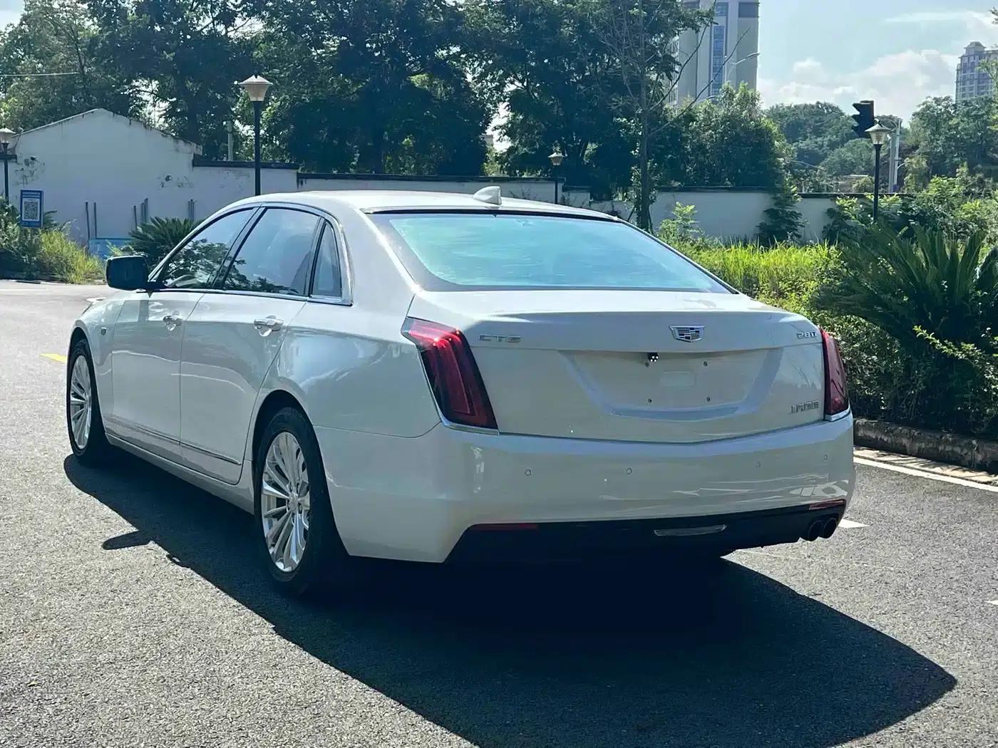 2017 Cadillac CT6 28T Fashion Edition — миниатюра 4
