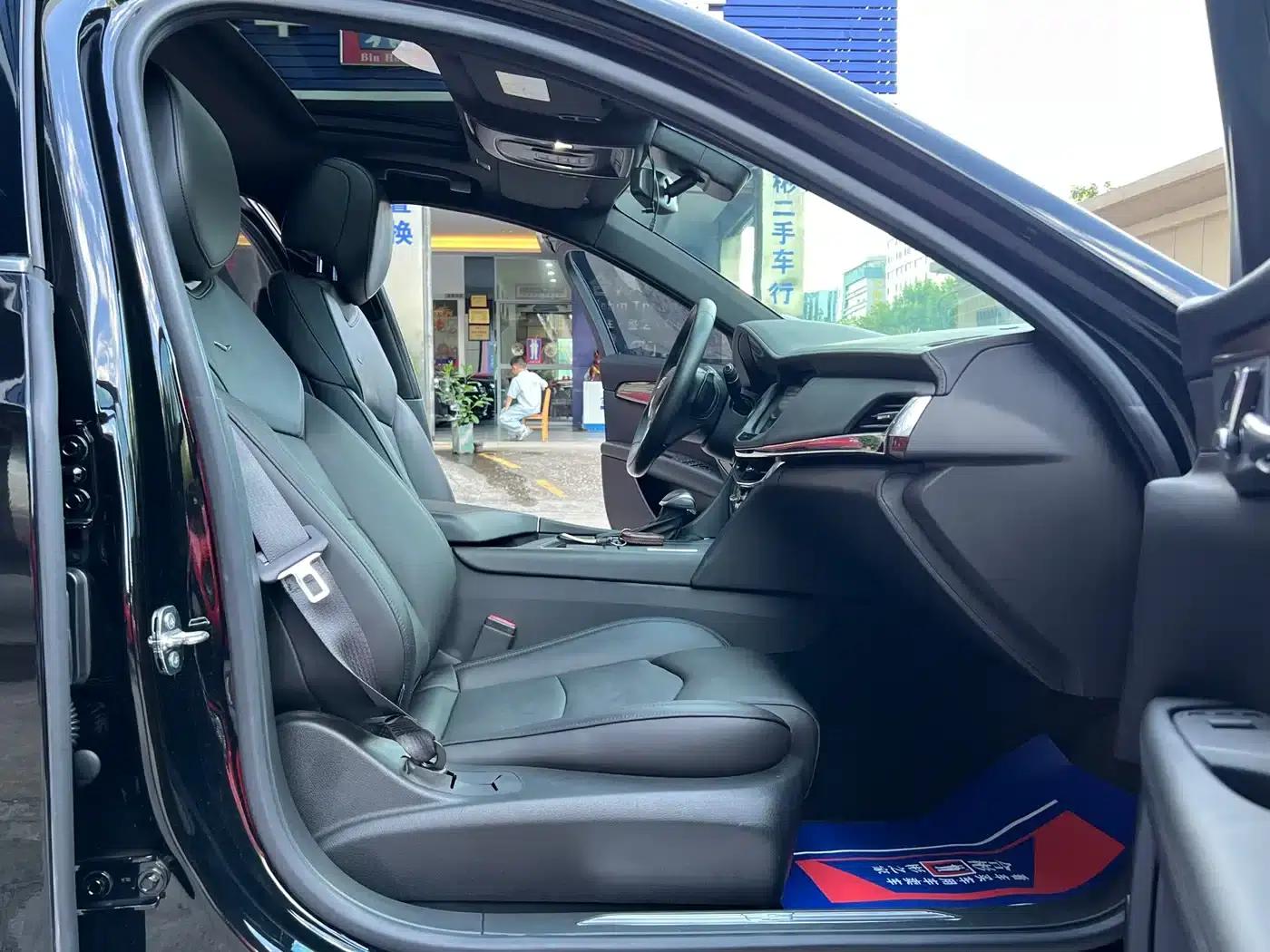 2017 Cadillac CT6 28T Elite — миниатюра 19
