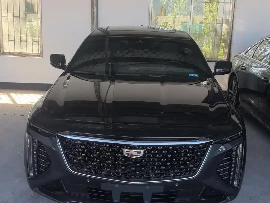 2023 Cadillac CT6 28T Premium — миниатюра 2