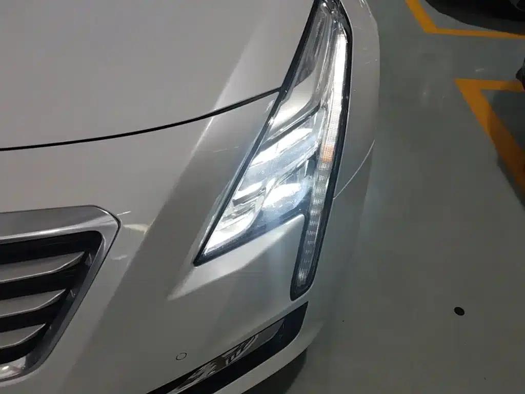 2017 Cadillac CT6 28T Elite — миниатюра 24