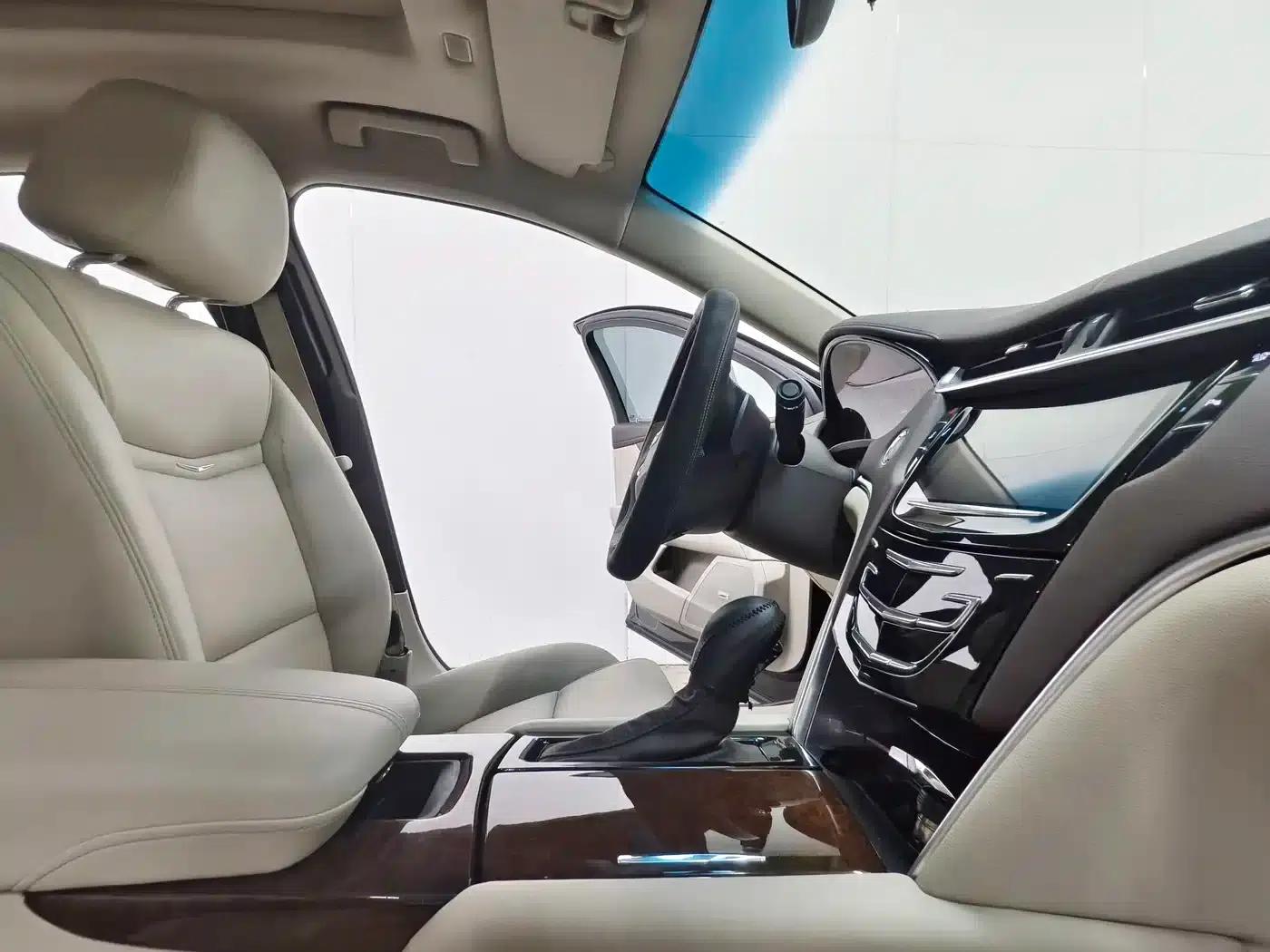 2017 Cadillac XTS 28T Technology Edition — миниатюра 15