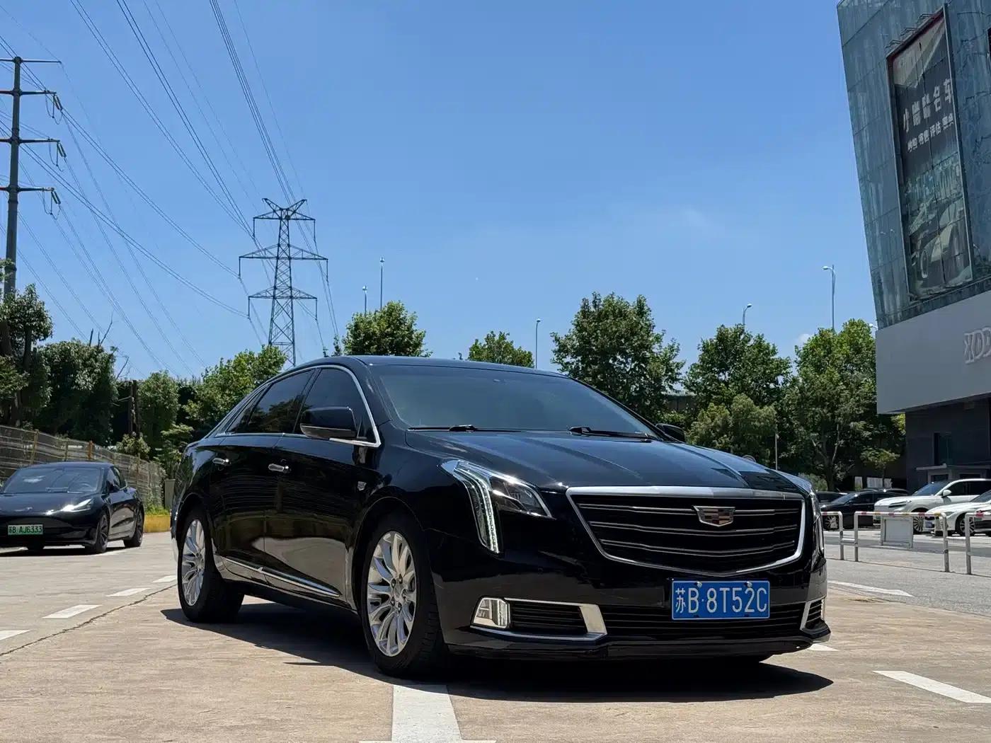 2018 Cadillac XTS 28T Luxury — миниатюра 1