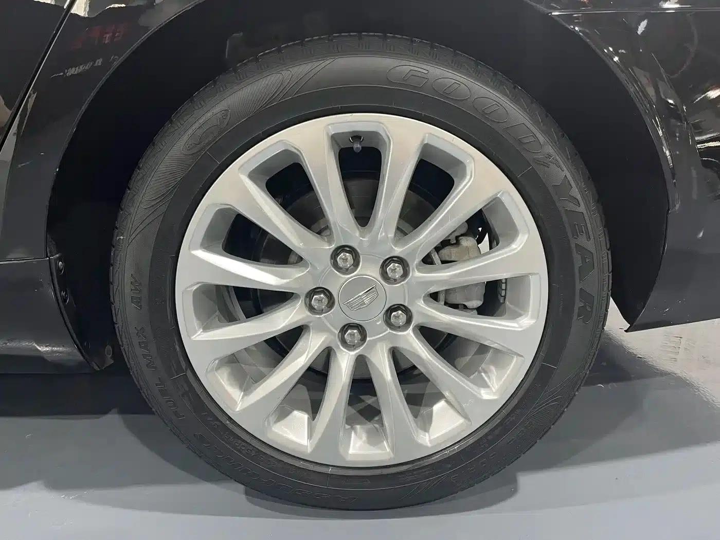 2018 Cadillac XTS 28T Technology Edition — миниатюра 6