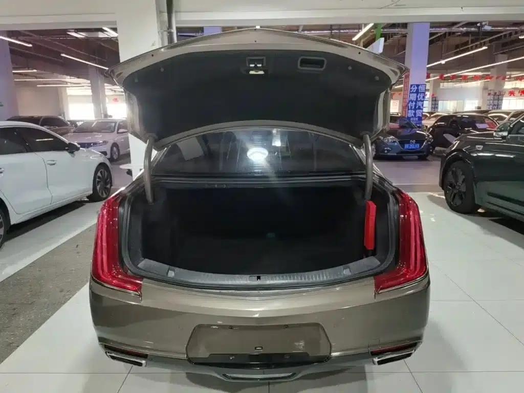 2018 Cadillac XTS 28T Elite — миниатюра 19
