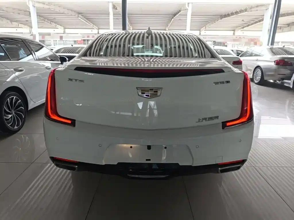 2018 Cadillac XTS 28T Technology Edition — миниатюра 6