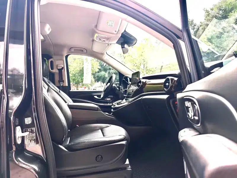 Mercedes-Benz V-Class 2017 V 260 Premium Edition — миниатюра 5