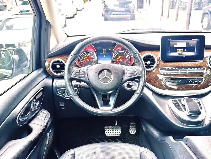 Mercedes-Benz V-Class 2017 V 260 Premium Edition — миниатюра 7