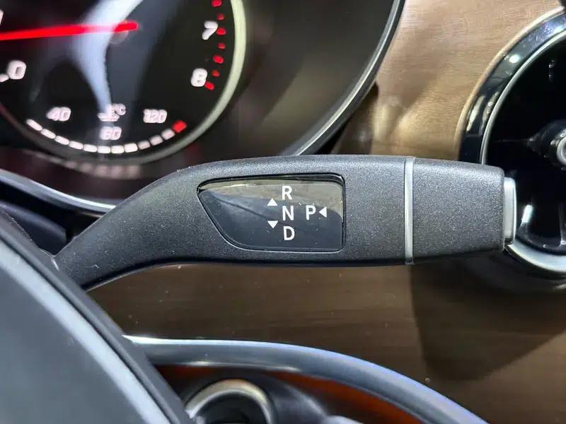 Mercedes-Benz V-Class 2021 V 260 L Long Wheelbase Luxury Edition — миниатюра 13