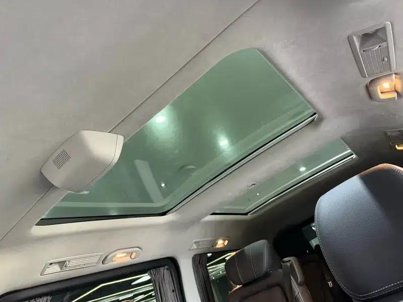 Mercedes-Benz V-Class 2021 V 260 L Long Wheelbase Luxury Edition — миниатюра 19