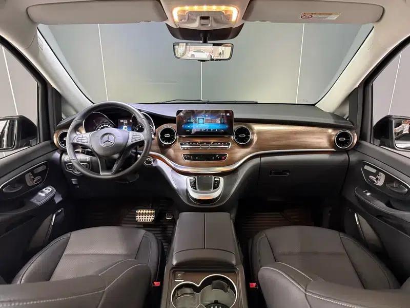 Mercedes-Benz V-Class 2021 V 260 L Long Wheelbase Luxury Edition — миниатюра 10