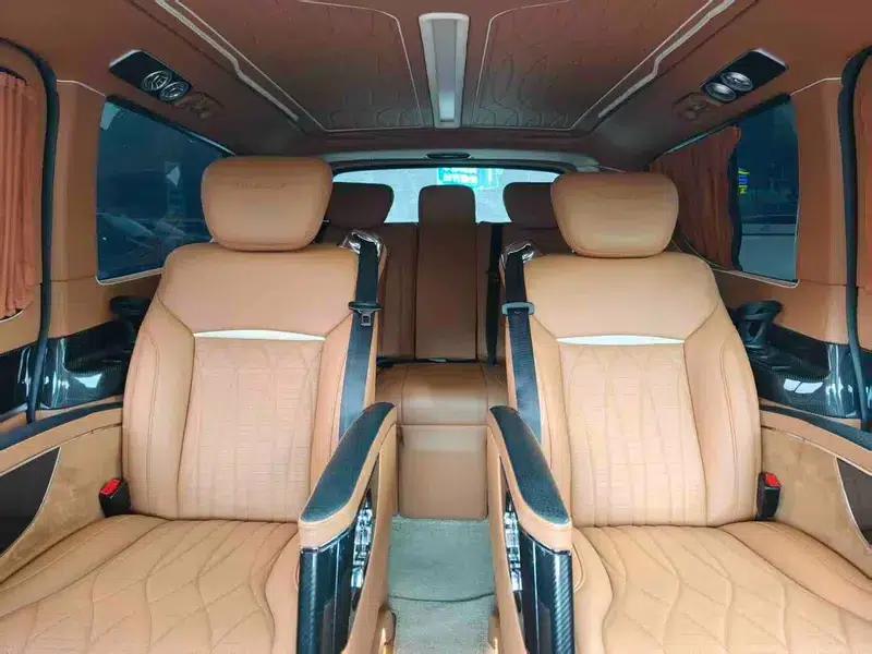 Mercedes-Benz V-Class 2022 V 260 L Long Wheelbase Premium Edition — миниатюра 10