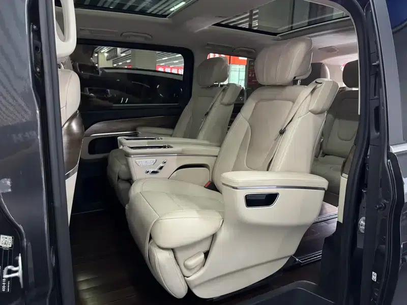 Mercedes-Benz V-Class 2022 V 260 L Long Wheelbase Luxury Edition — миниатюра 11
