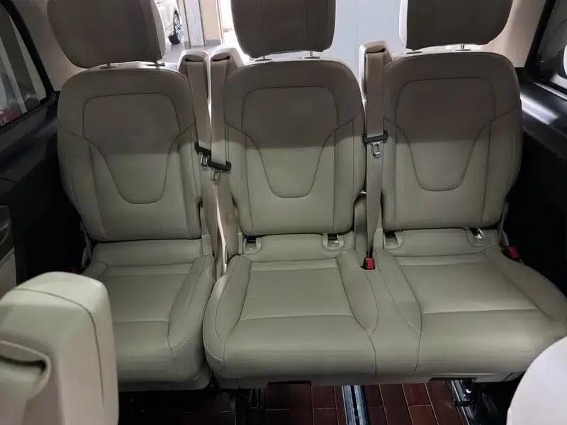 Mercedes-Benz V-Class 2022 V 260 L Long Wheelbase Luxury Edition — миниатюра 12