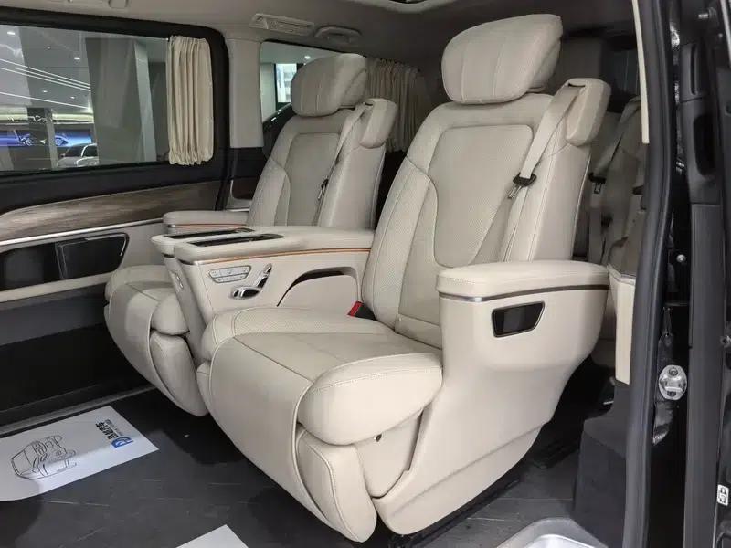 Mercedes-Benz V-Class 2022 V 260 Premium Edition — миниатюра 13