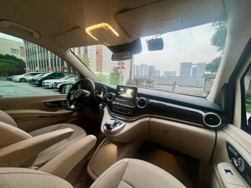 Mercedes-Benz V-Class 2017 V 260 Navigator Edition — миниатюра 13