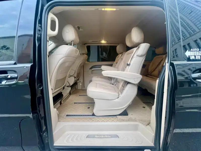 Mercedes-Benz V-Class 2017 V 260 Navigator Edition — миниатюра 15