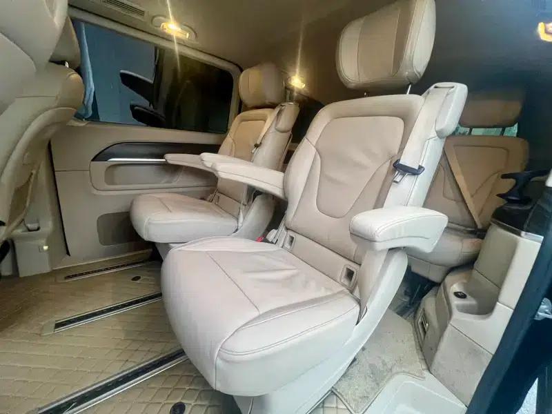 Mercedes-Benz V-Class 2017 V 260 Navigator Edition — миниатюра 16