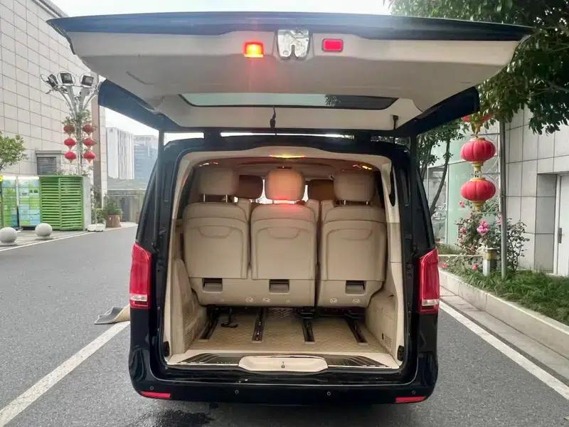 Mercedes-Benz V-Class 2017 V 260 Navigator Edition — миниатюра 18