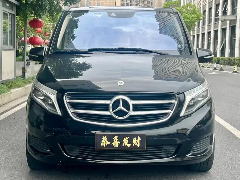 Mercedes-Benz V-Class 2017 V 260 Navigator Edition — миниатюра 9