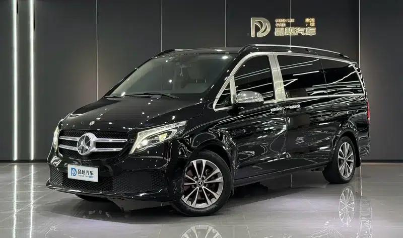 Mercedes-Benz V-Class 2021 V 260 Navigator Edition — миниатюра 1