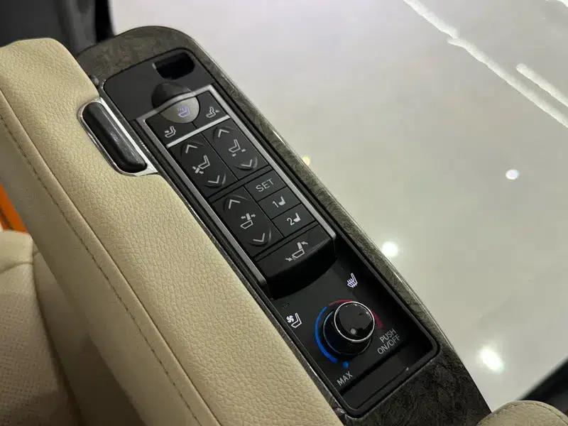 Mercedes-Benz V-Class 2021 V 260 Navigator Edition — миниатюра 17