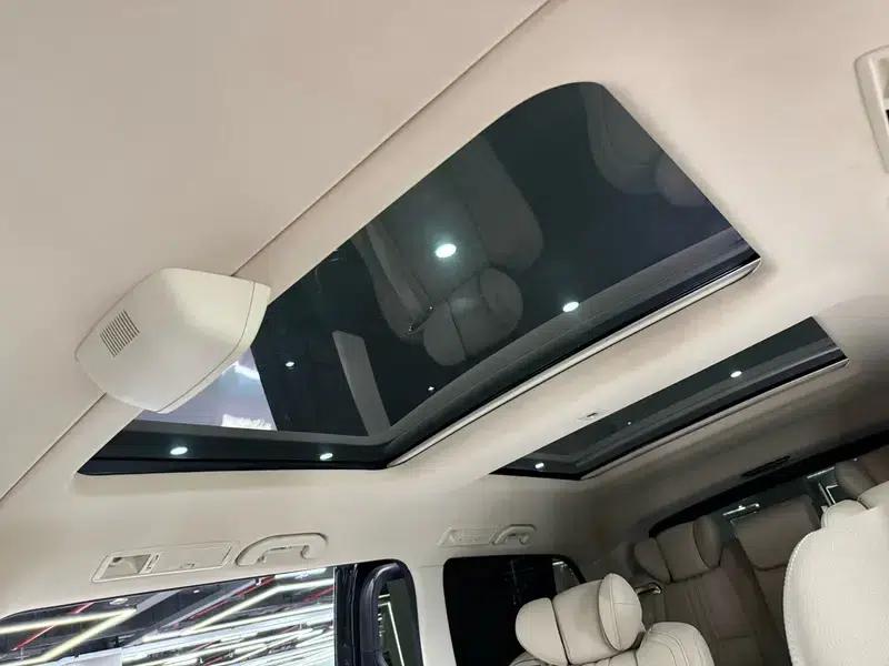 Mercedes-Benz V-Class 2021 V 260 Navigator Edition — миниатюра 20