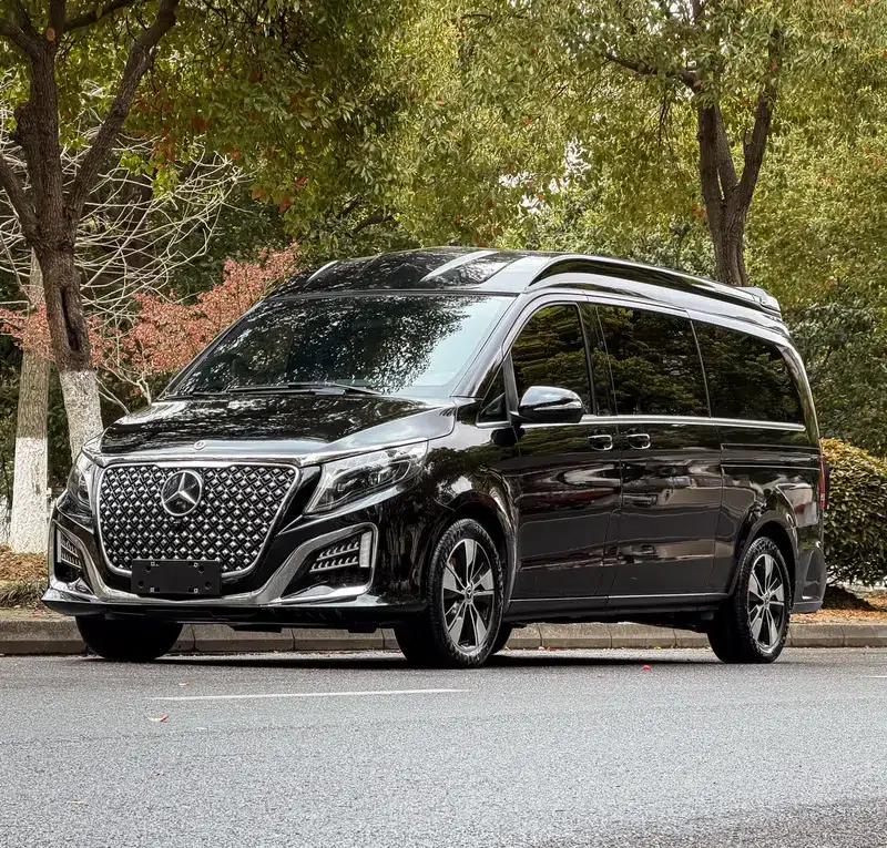 Mercedes-Benz V-Class 2022 V 260 L Long Wheelbase Luxury Edition — миниатюра 1