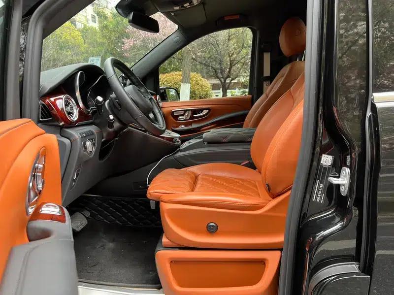 Mercedes-Benz V-Class 2022 V 260 L Long Wheelbase Luxury Edition — миниатюра 16