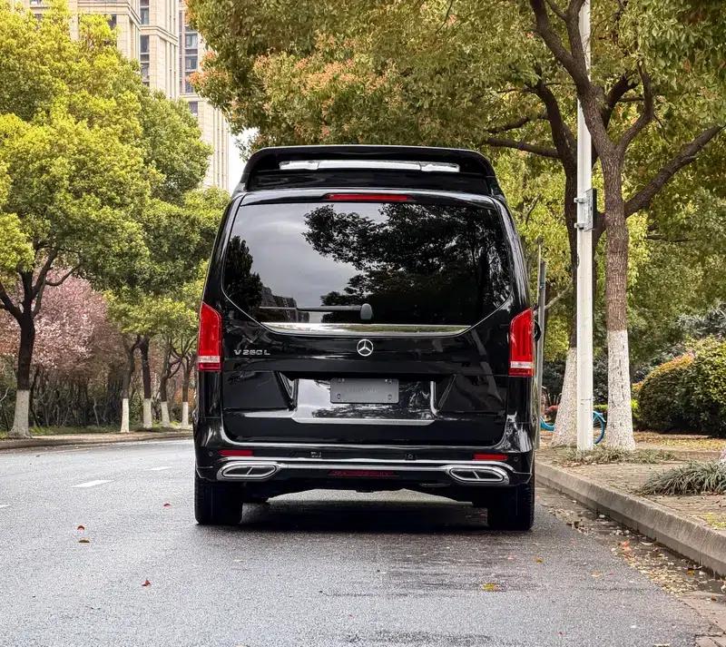 Mercedes-Benz V-Class 2022 V 260 L Long Wheelbase Luxury Edition — миниатюра 6