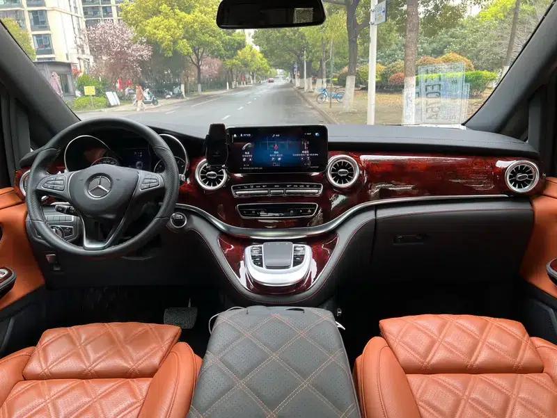 Mercedes-Benz V-Class 2022 V 260 L Long Wheelbase Luxury Edition — миниатюра 8