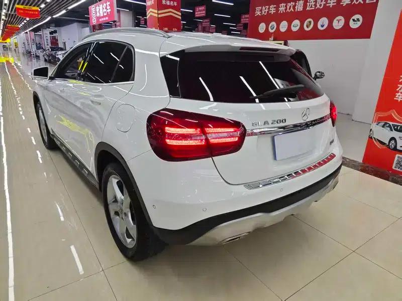 2019 Mercedes-Benz GLA 200 Dynamic — миниатюра 4