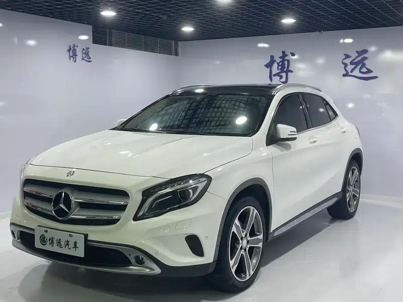 2015 Mercedes-Benz GLA 220 4MATIC Luxury — миниатюра 1