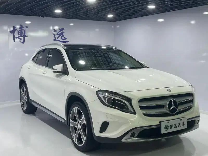2015 Mercedes-Benz GLA 220 4MATIC Luxury — миниатюра 3