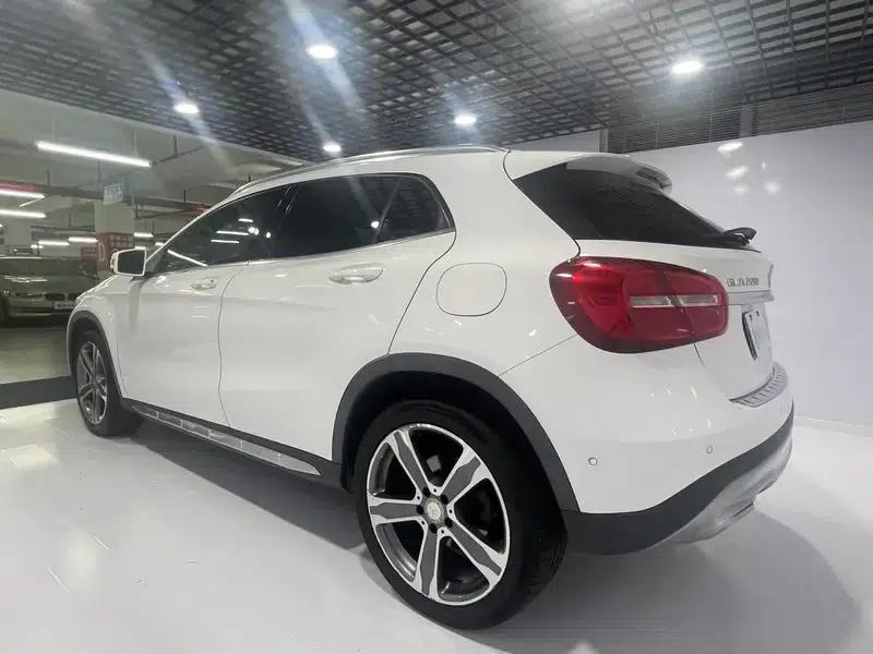 2015 Mercedes-Benz GLA 220 4MATIC Luxury — миниатюра 4