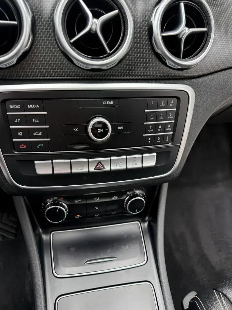 2018 Mercedes-Benz GLA 200 Fashion Edition — миниатюра 12