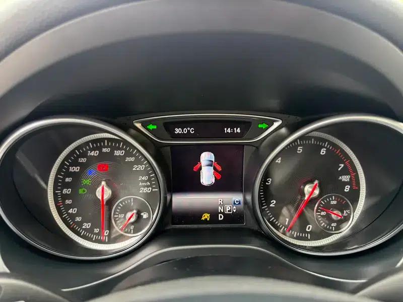 2018 Mercedes-Benz GLA 200 Fashion Edition — миниатюра 15