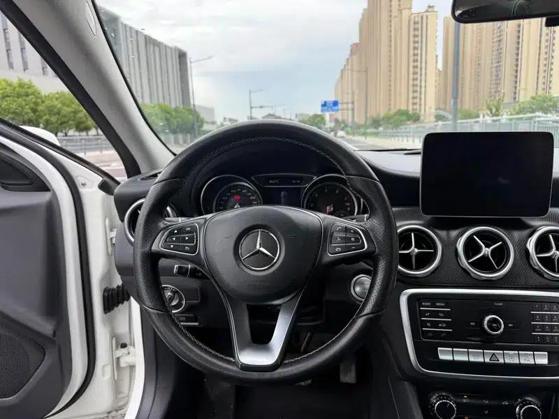 2018 Mercedes-Benz GLA 200 Fashion Edition — миниатюра 16