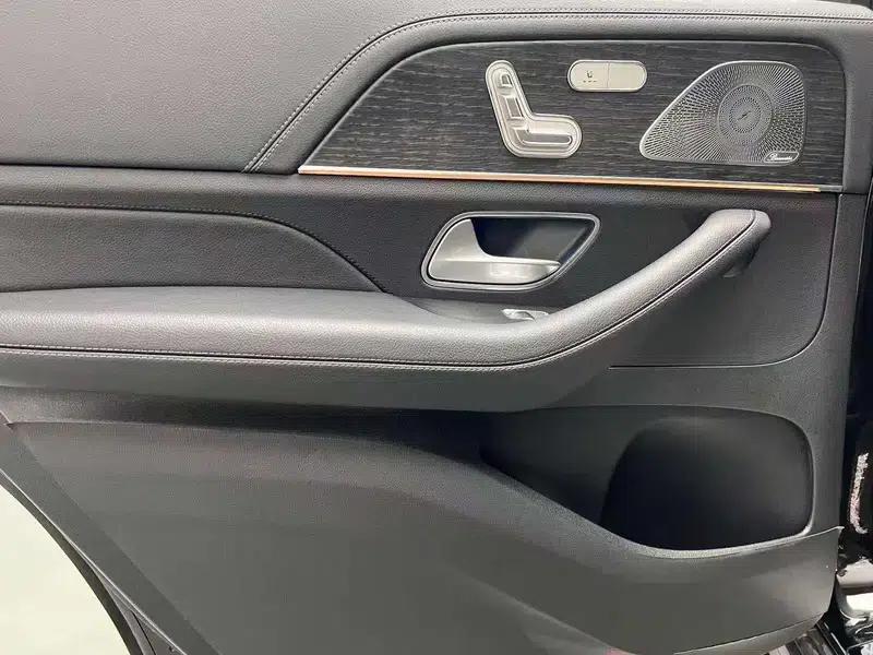 Mercedes-Benz GLS 2025 3.0T Automatic 4WD 7-Seater (Parallel Import) — миниатюра 11