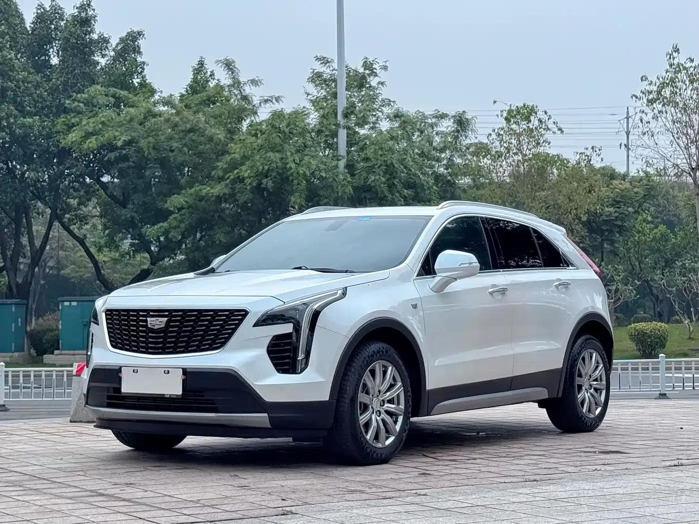 Cadillac XT4 2020 28T Two-Wheel Drive Premium Edition — миниатюра 1