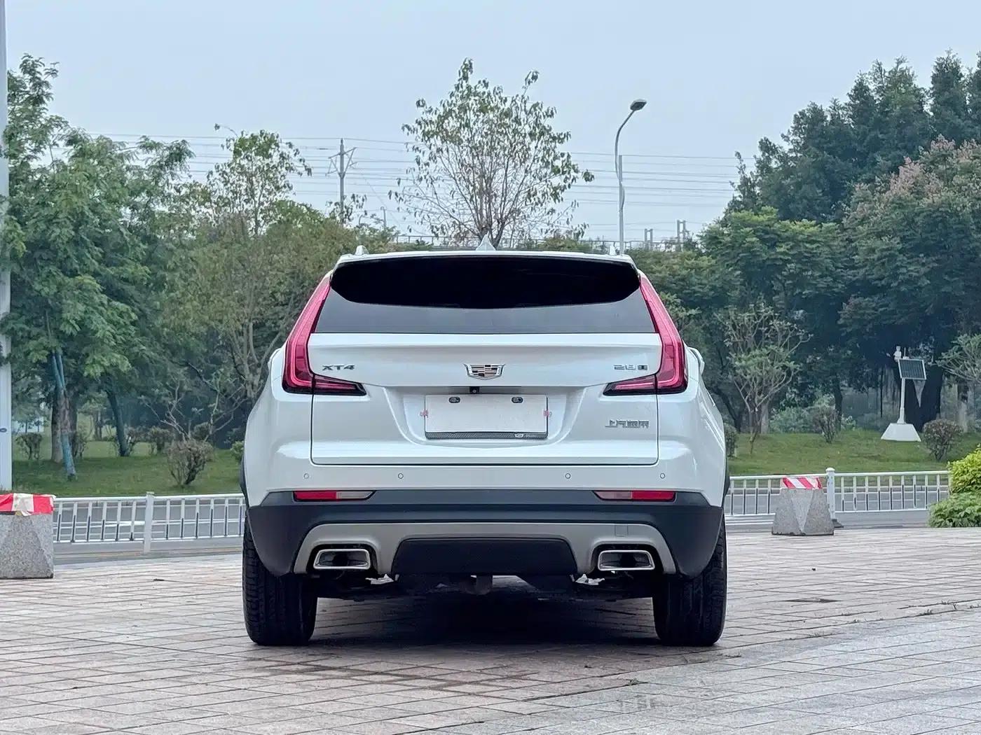 Cadillac XT4 2020 28T Two-Wheel Drive Premium Edition — миниатюра 5