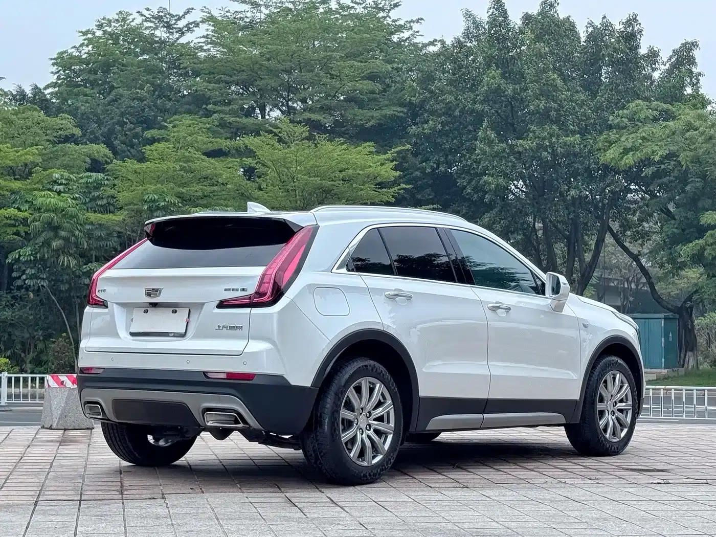 Cadillac XT4 2020 28T Two-Wheel Drive Premium Edition — миниатюра 6
