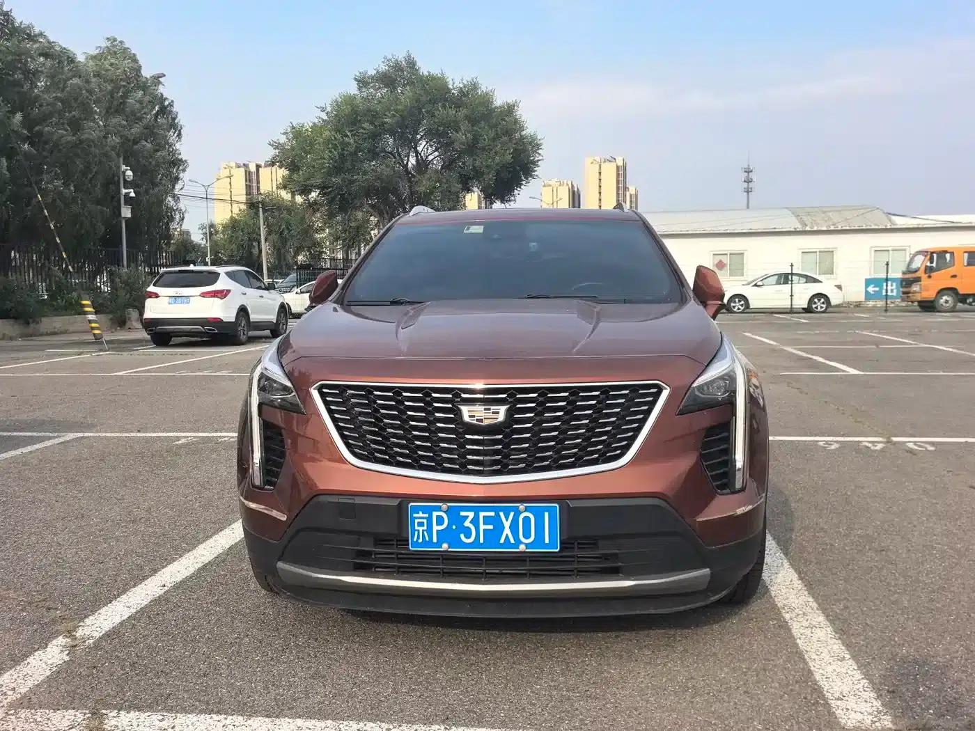 2018 Cadillac XT4 28T AWD Premium — миниатюра 2