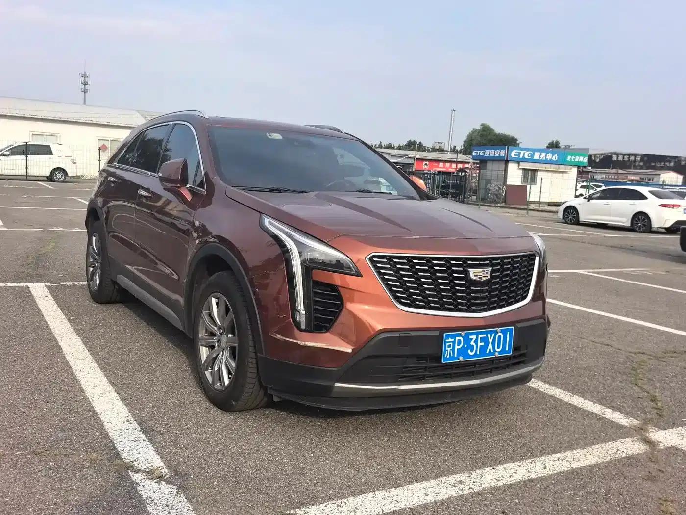 2018 Cadillac XT4 28T AWD Premium — миниатюра 3