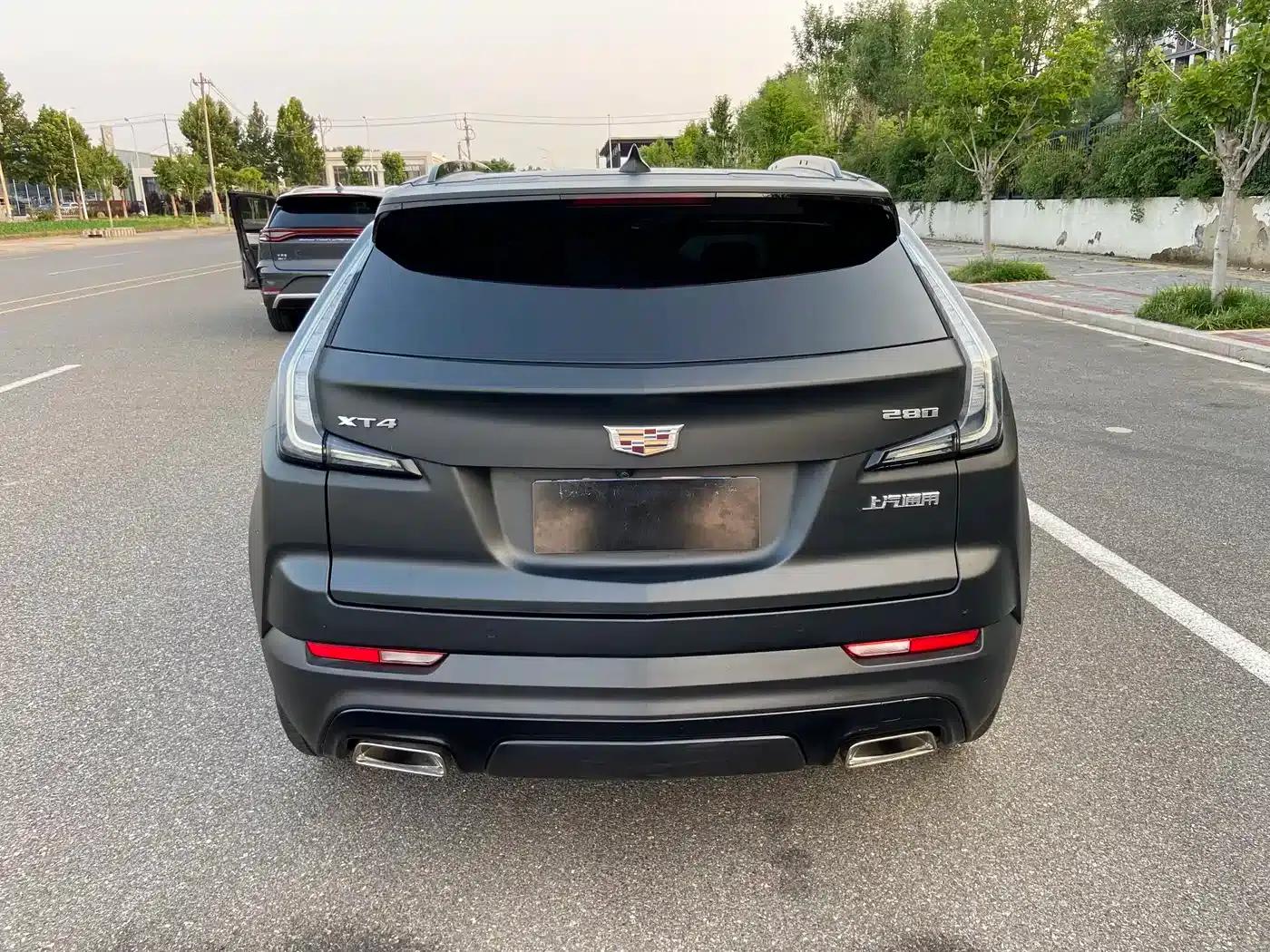 2018 Cadillac XT4 28T 2WD Luxury Sport — миниатюра 5